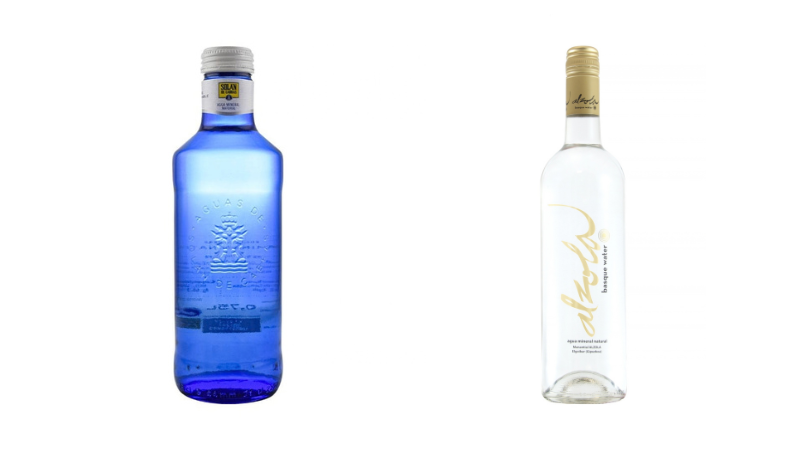 Botellas de cristal de Solán de Cabras y agua mineral natural de Alzola Basque Water